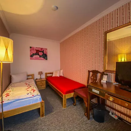 Zum Blumchen Pensjonat 3*